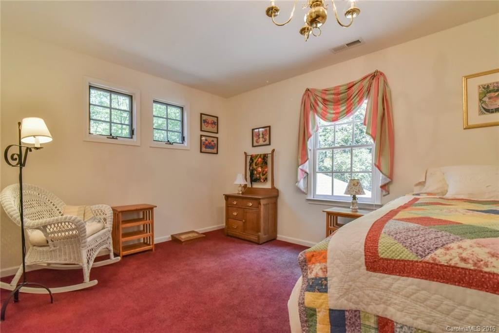 221 Holland Drive - Photo 13