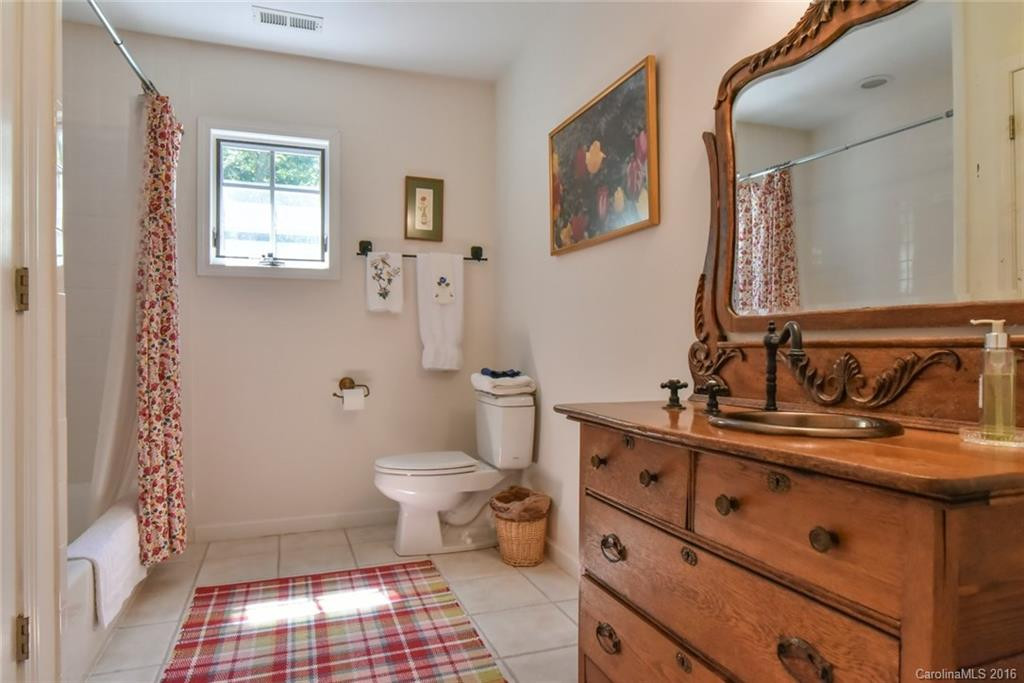 221 Holland Drive - Photo 14