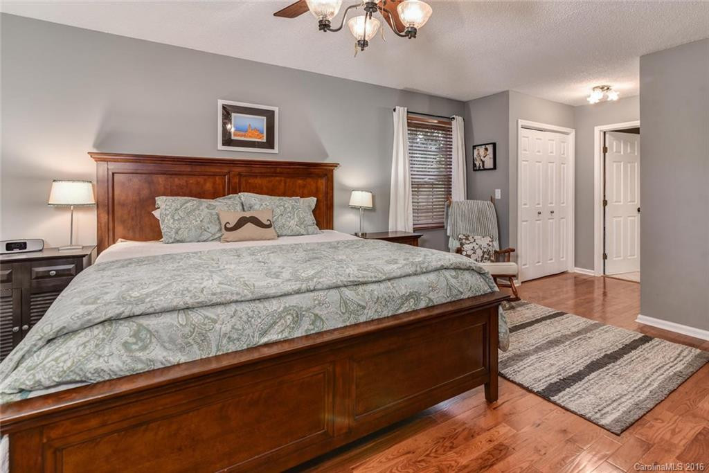 60 Foxberry Drive - Photo 11