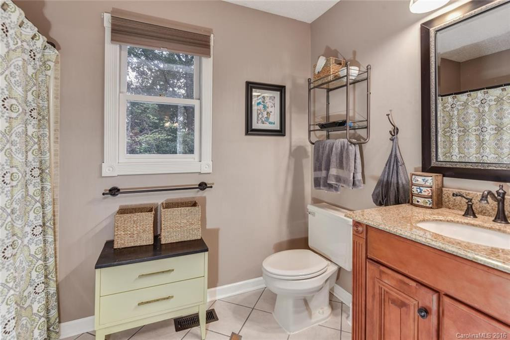60 Foxberry Drive - Photo 12