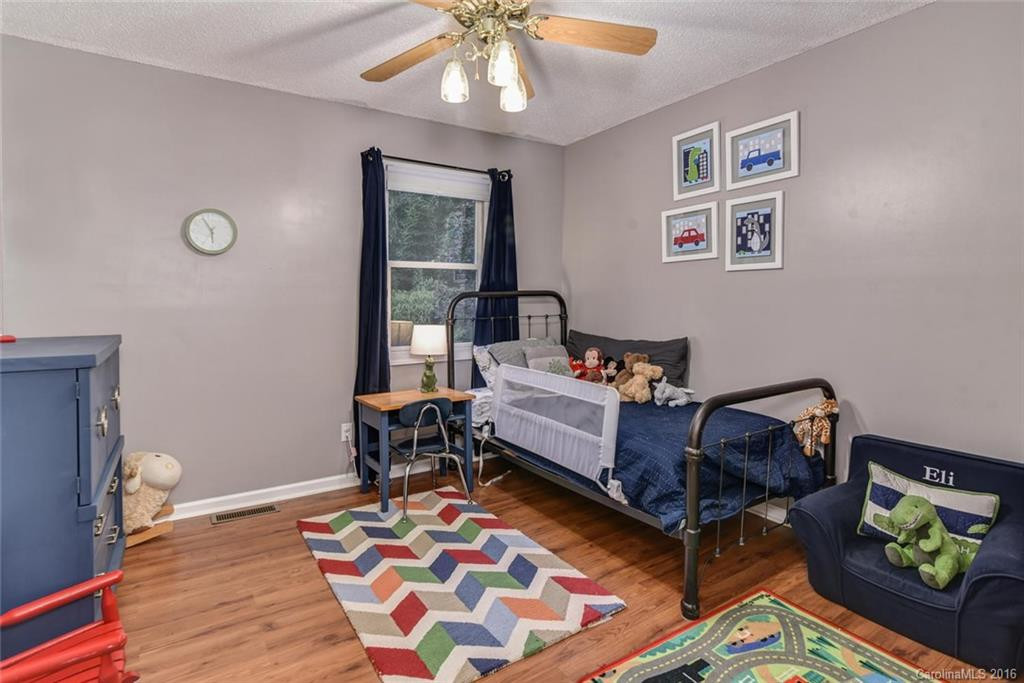 60 Foxberry Drive - Photo 15