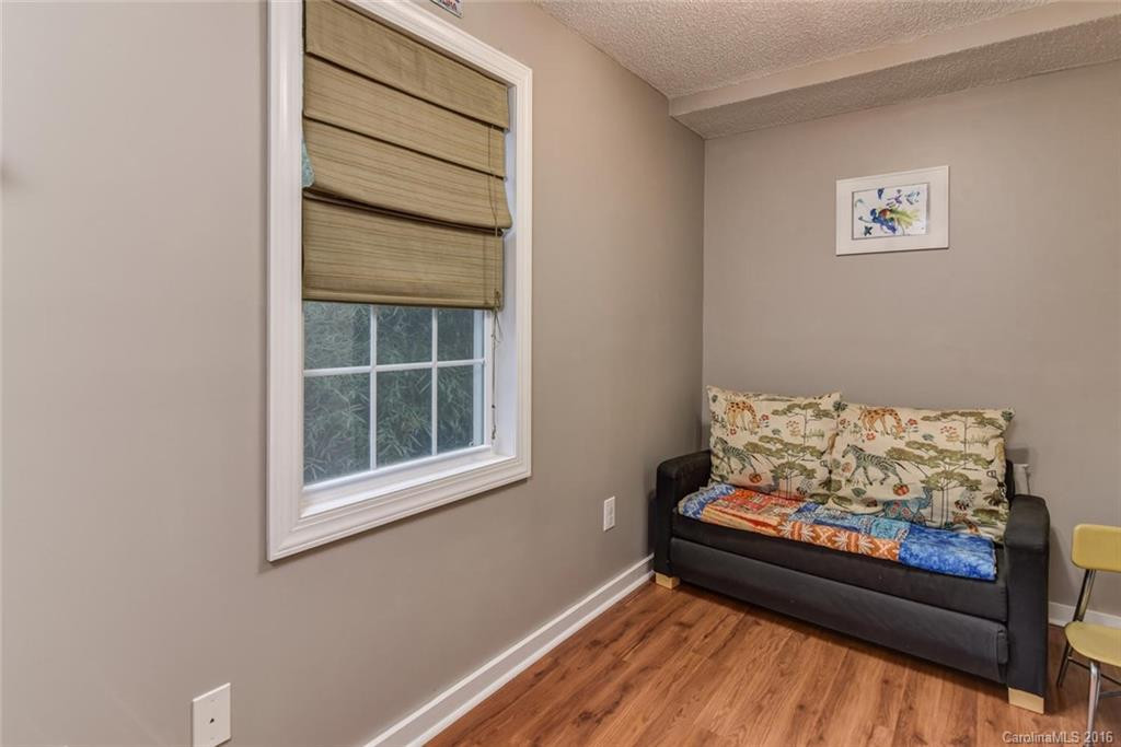 60 Foxberry Drive - Photo 18