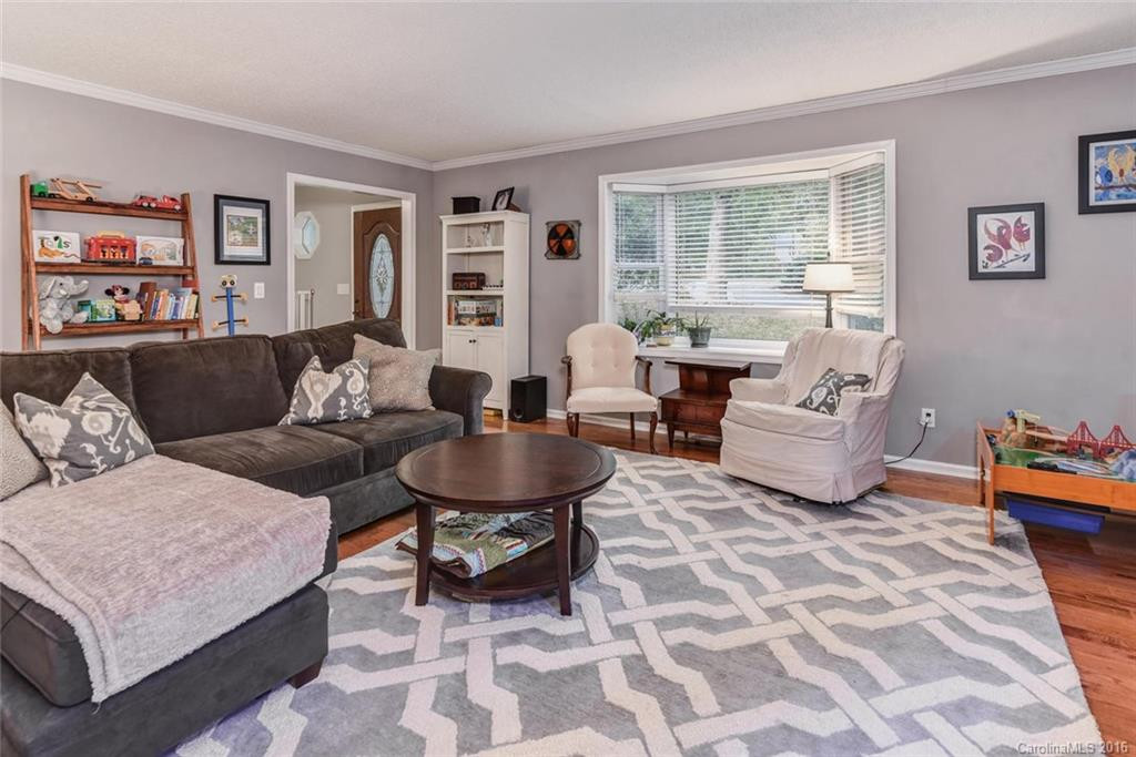 60 Foxberry Drive - Photo 3