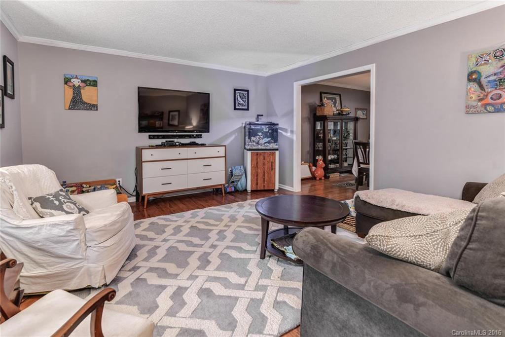 60 Foxberry Drive - Photo 4