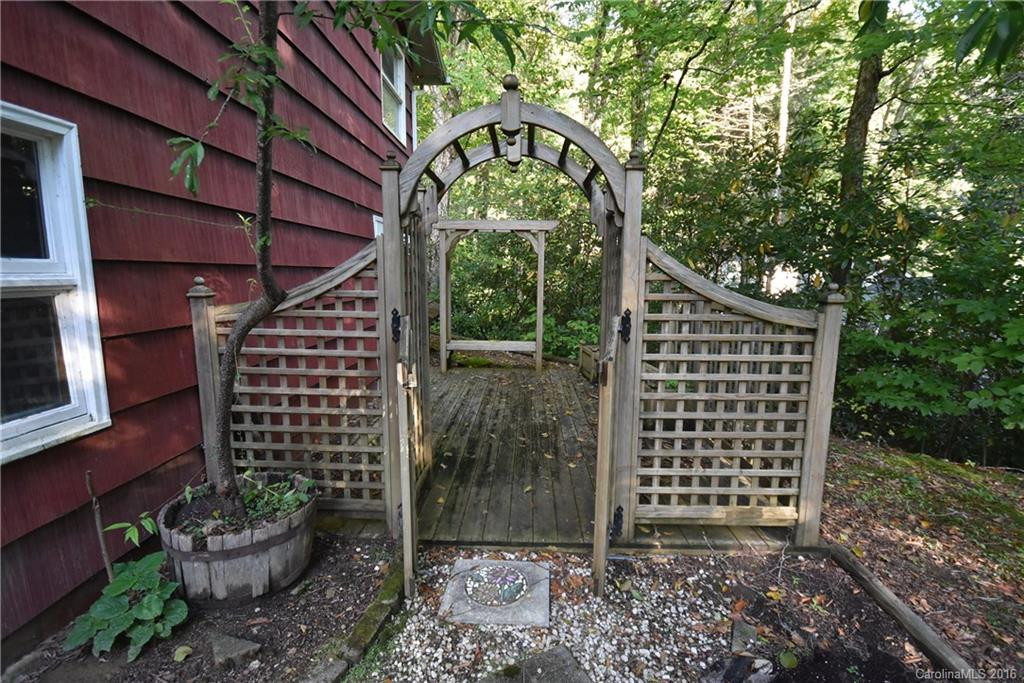 169 Wayah Zooshuga Road #30 - Photo 3