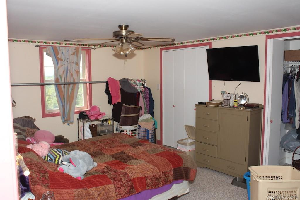 687 Moss Road - Photo 18