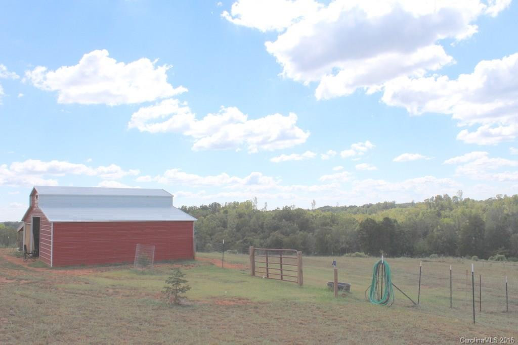 687 Moss Road - Photo 5