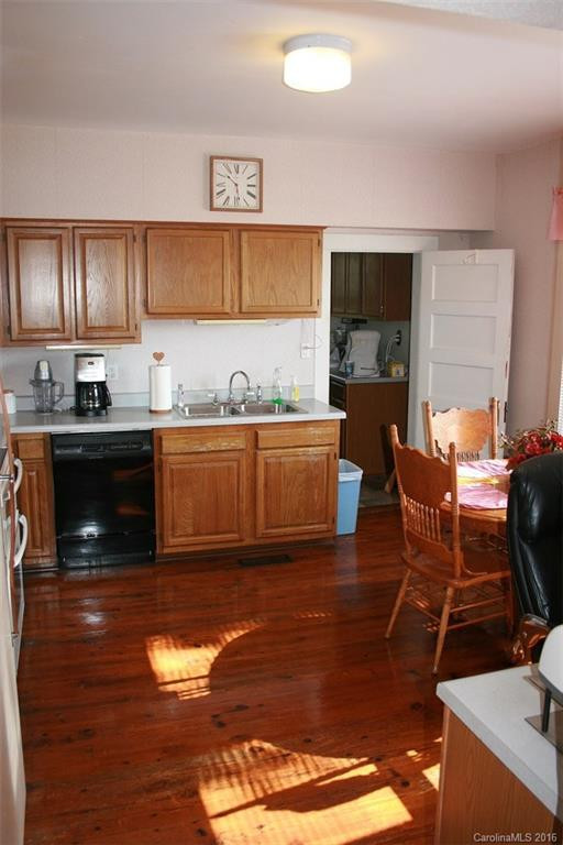 5236 Hudlow Road - Photo 7