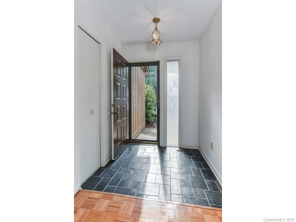 607 Crowfields Lane #607 - Photo 2