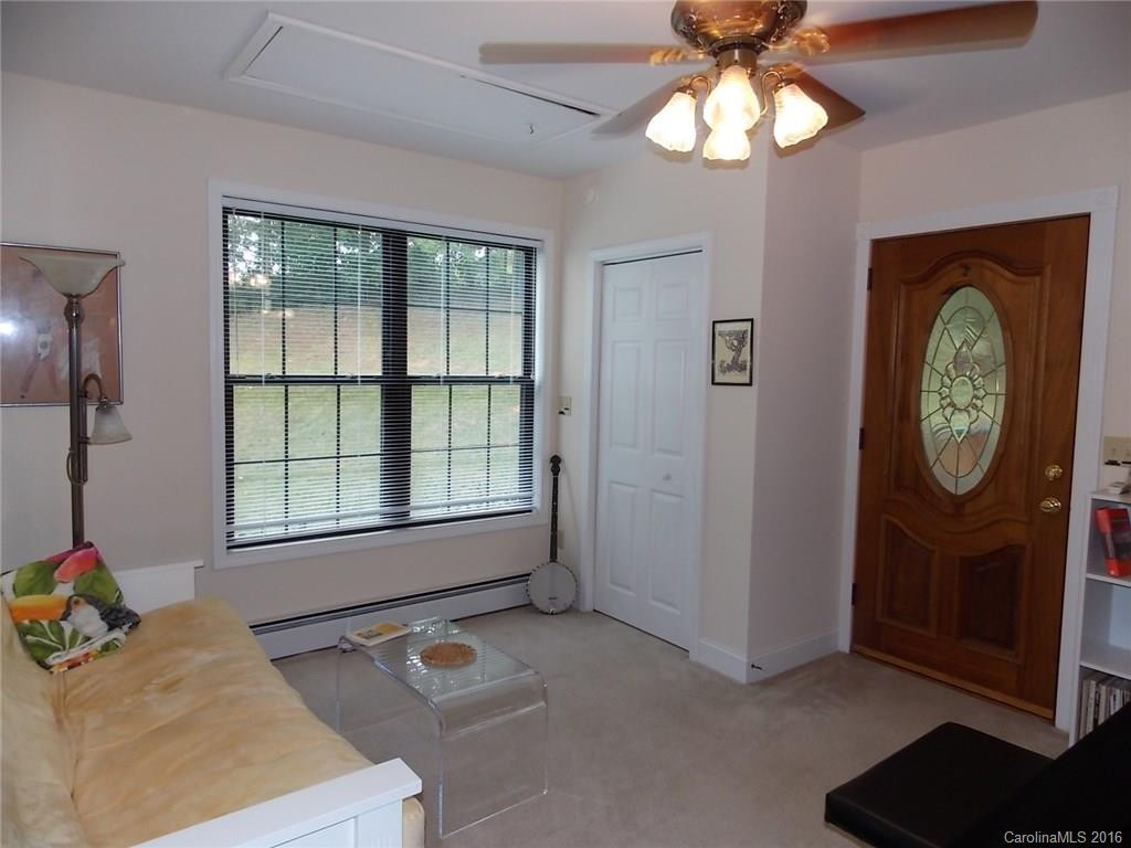 194 Selby Drive - Photo 15
