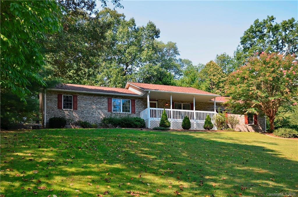 28 Justin Drive - Photo 2