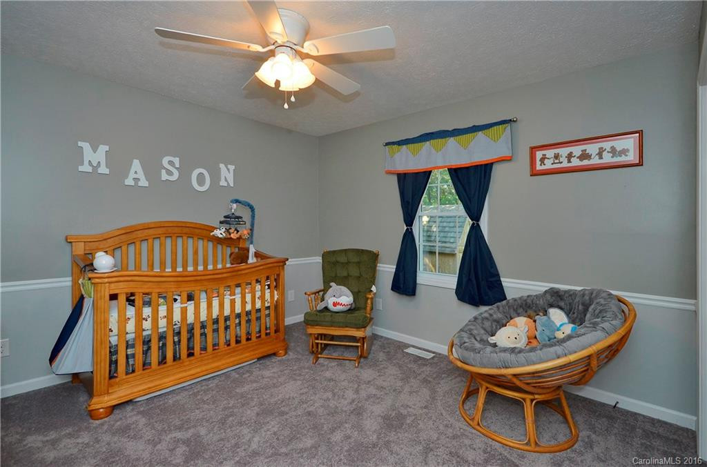 28 Justin Drive - Photo 15