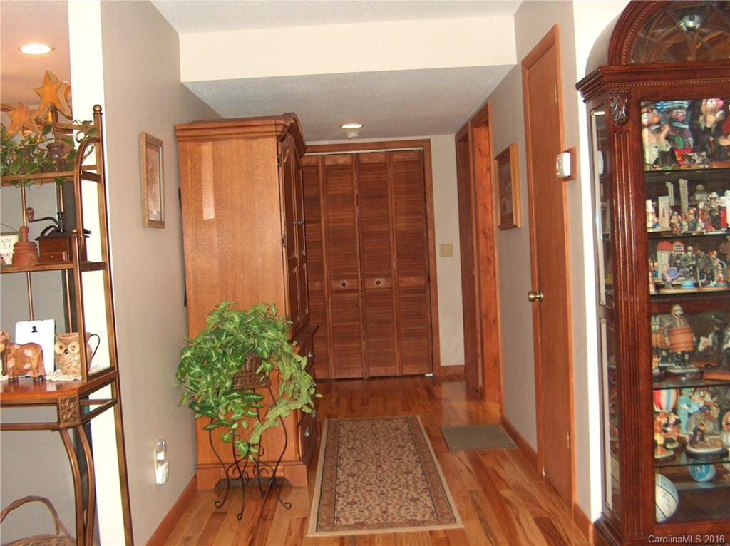 423 Locust Grove Drive - Photo 14