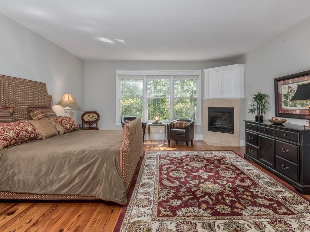 303 Braeside Court #3 - Photo 12