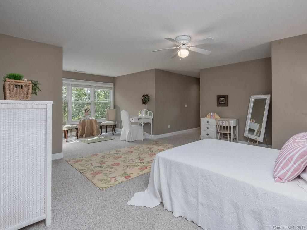 303 Braeside Court #3 - Photo 15