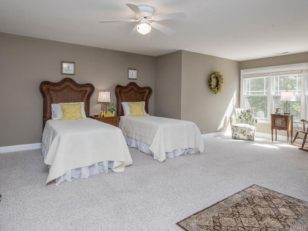 303 Braeside Court #3 - Photo 16