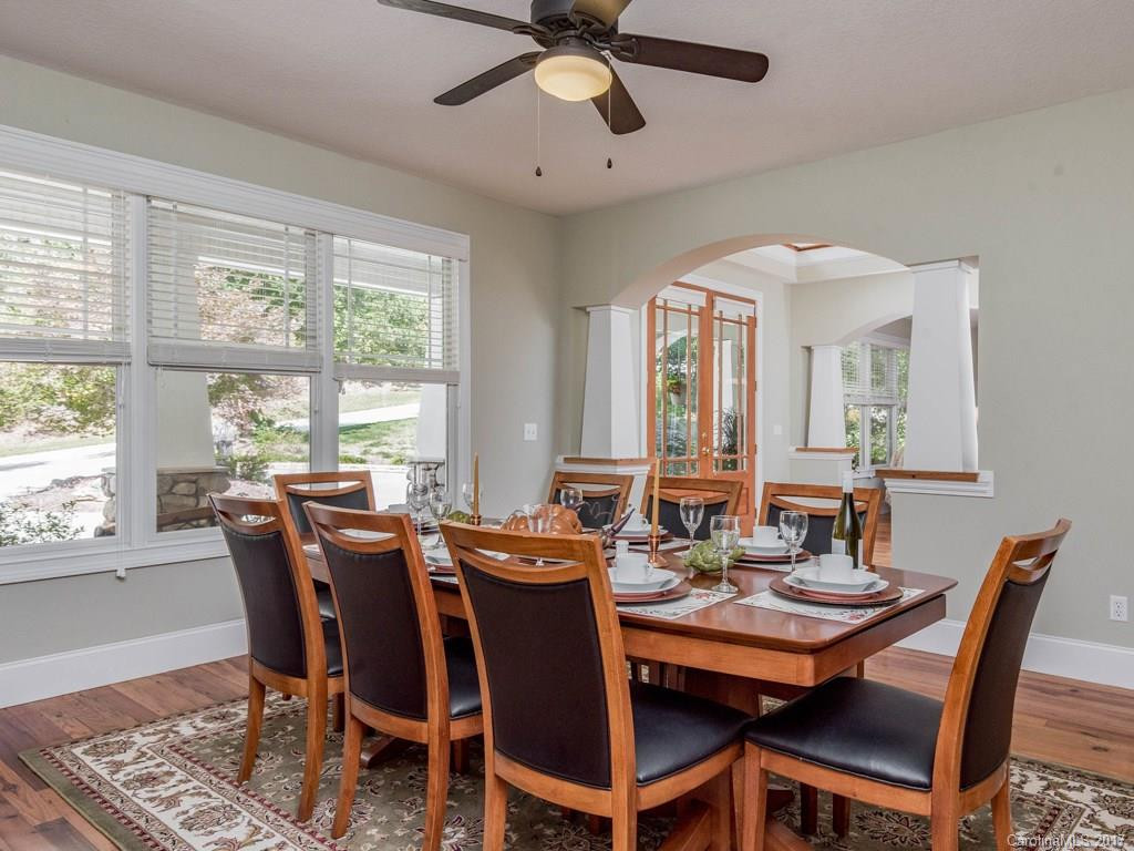 303 Braeside Court #3 - Photo 5