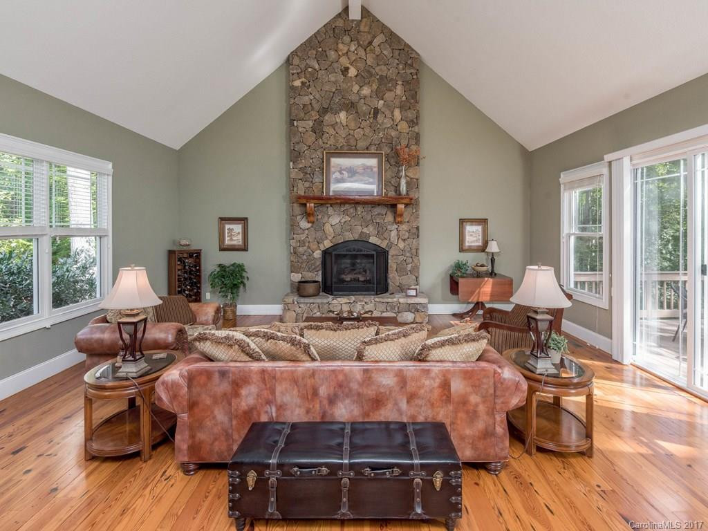 303 Braeside Court #3 - Photo 6