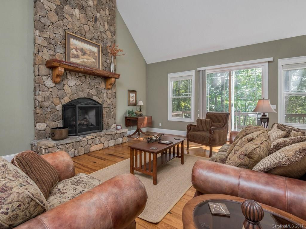 303 Braeside Court #3 - Photo 7