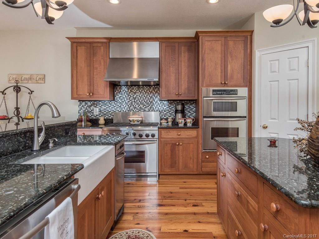 303 Braeside Court #3 - Photo 9