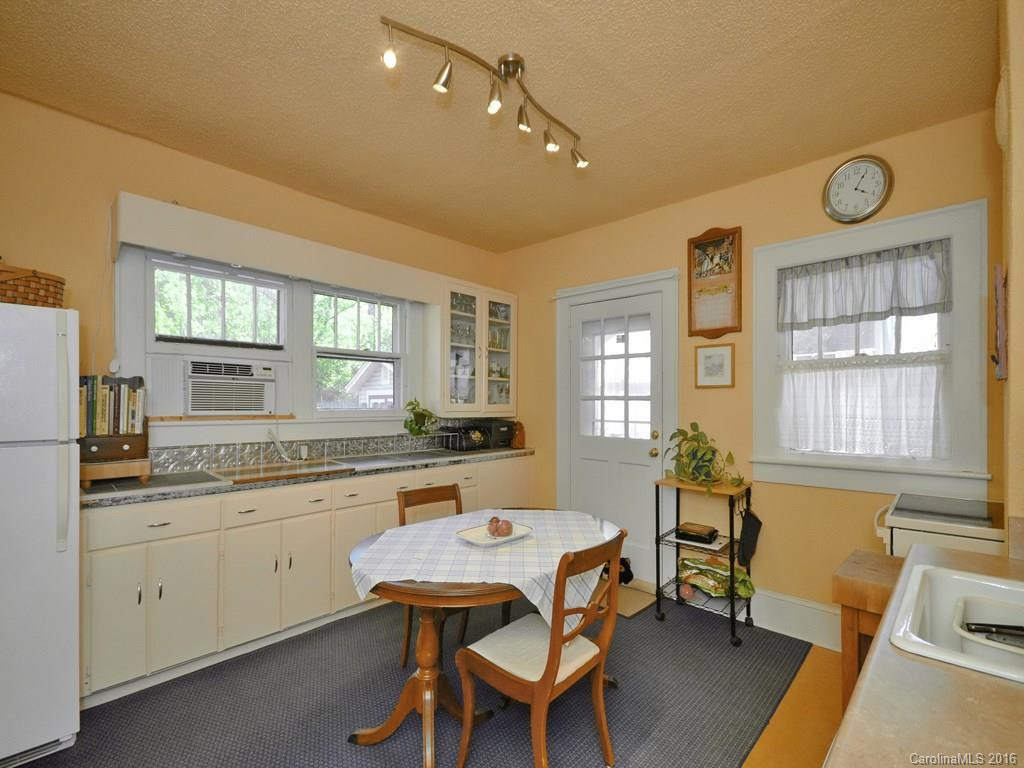 415 Rose Street - Photo 5