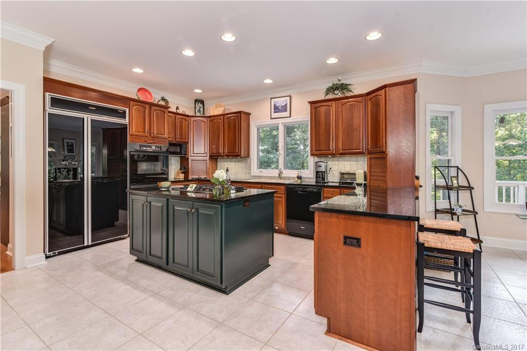268 Red Maple Drive - Photo 8