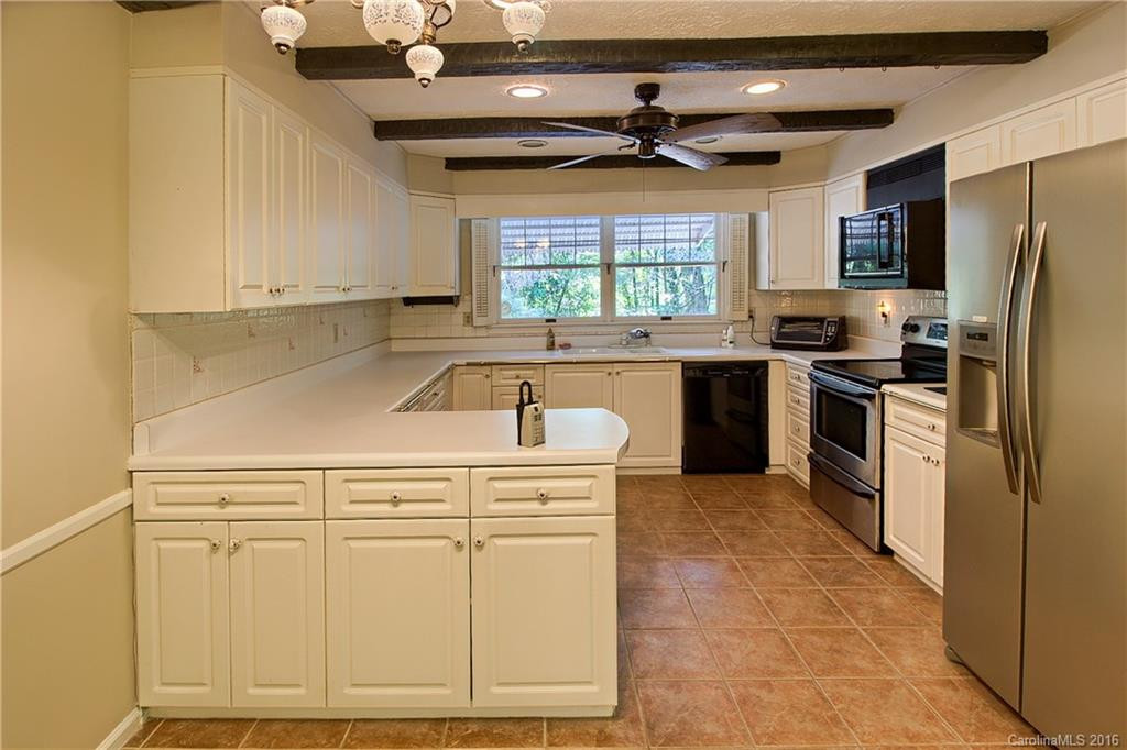 113 Brandon Road - Photo 5