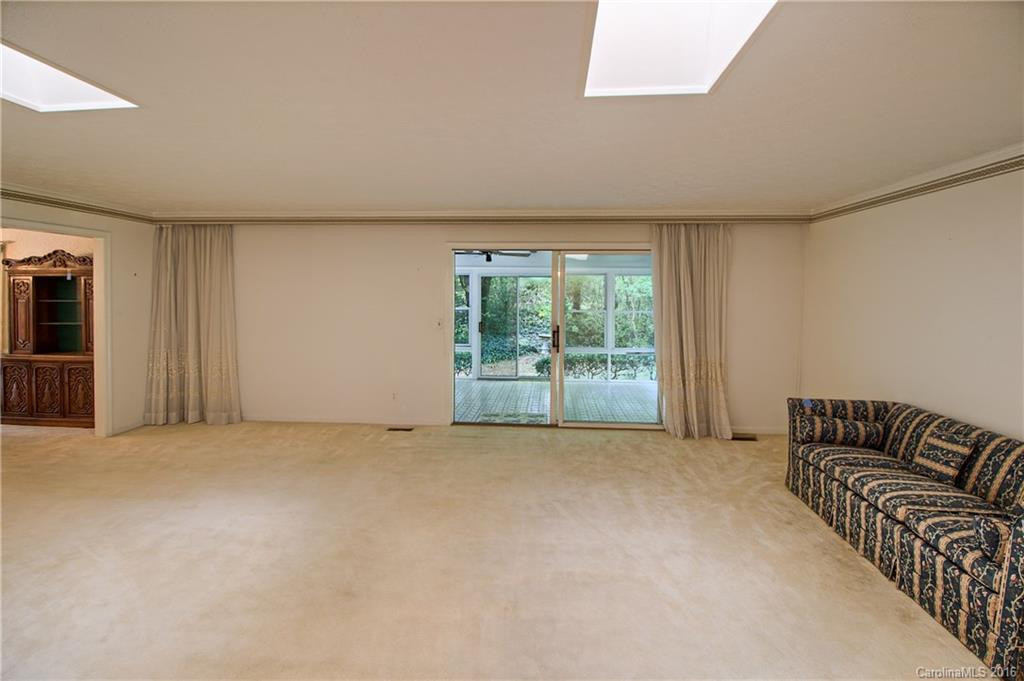 113 Brandon Road - Photo 8
