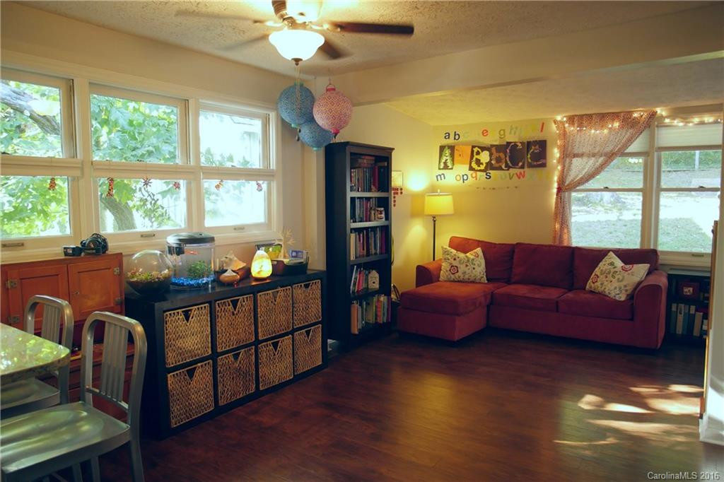 604 Eighth Street - Photo 11