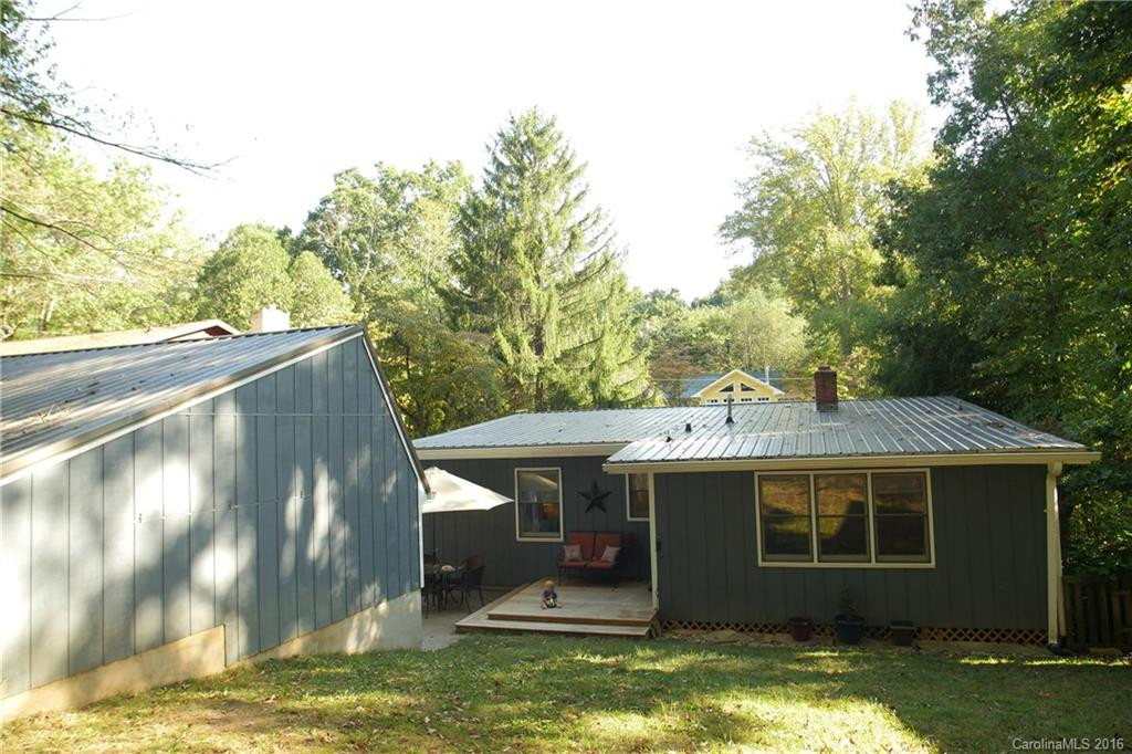 604 Eighth Street - Photo 9