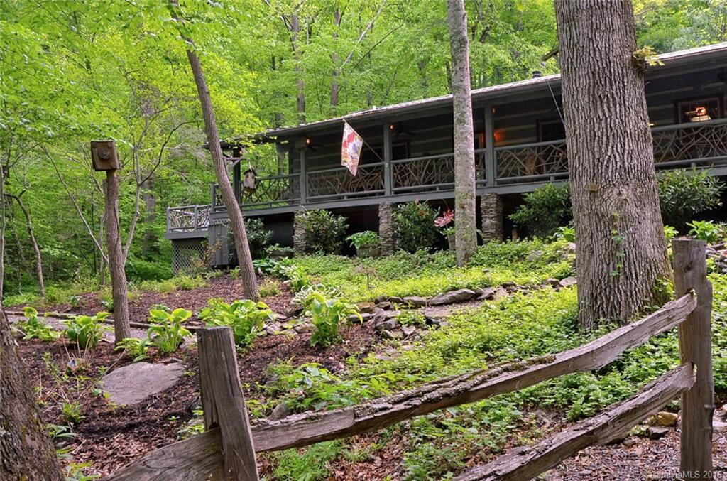 453 Countryside Drive - Photo 2