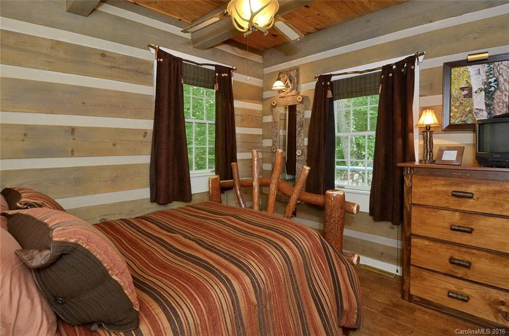 453 Countryside Drive - Photo 11