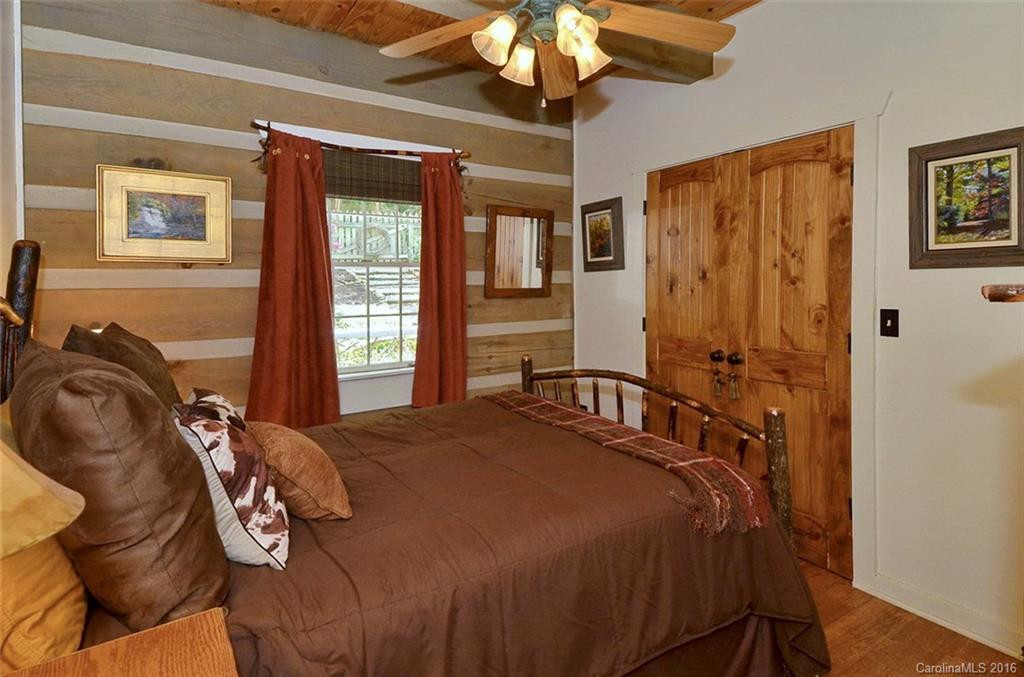 453 Countryside Drive - Photo 10