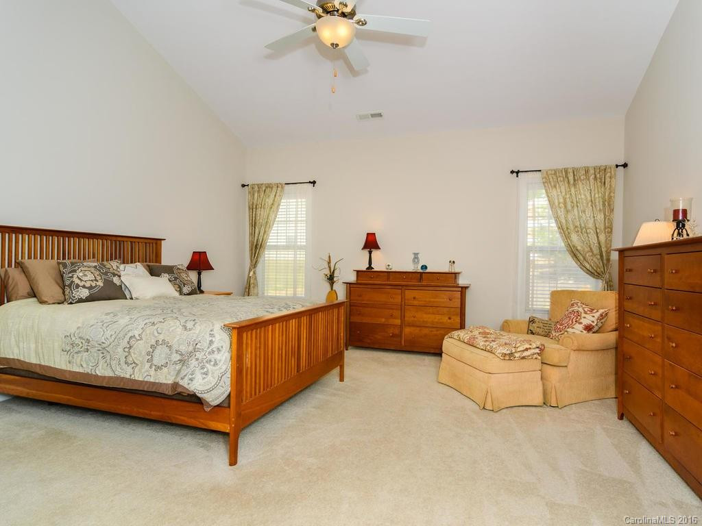 87 Burlington Lane #Unit 87 - Photo 9