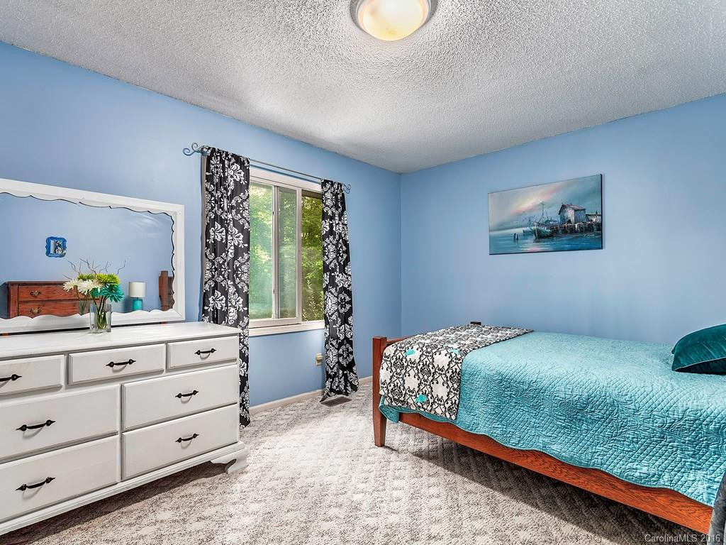 105 Russet Lane - Photo 13