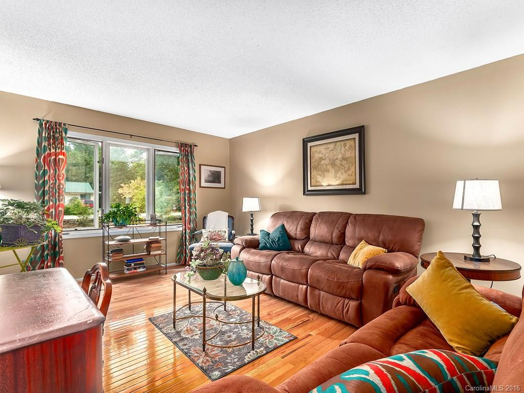 105 Russet Lane - Photo 6