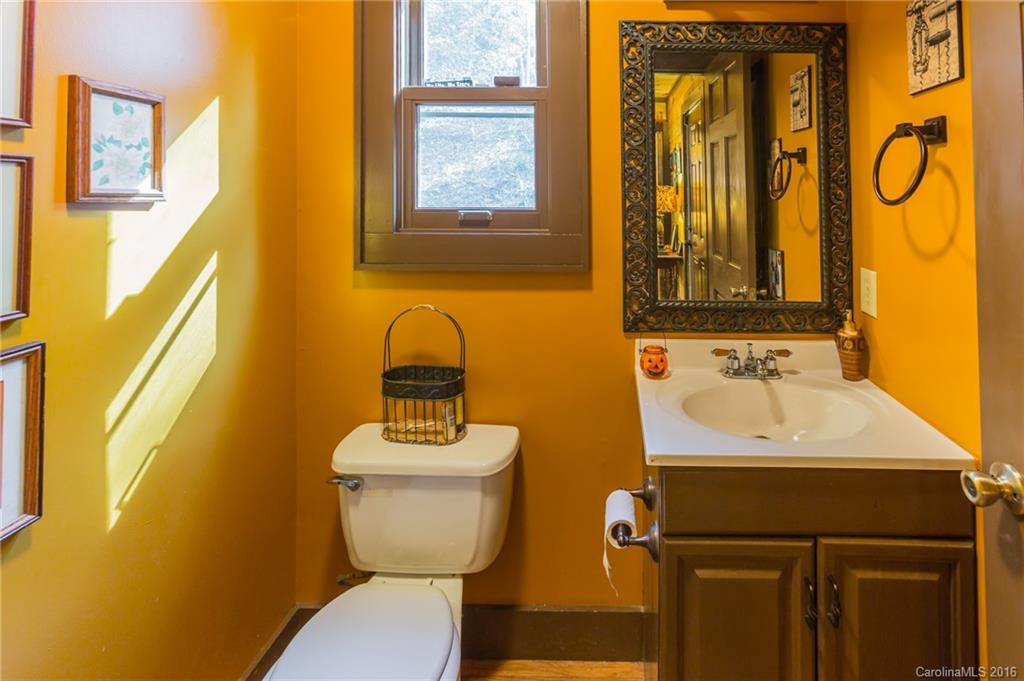 909 Seay Mountain Road - Photo 15