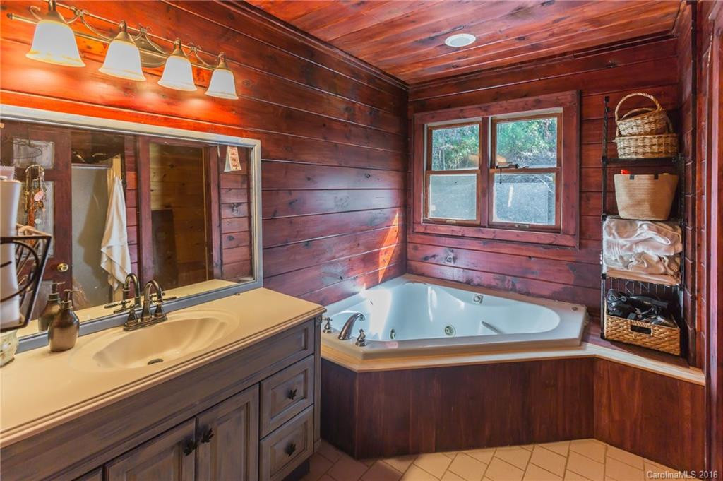 909 Seay Mountain Road - Photo 18