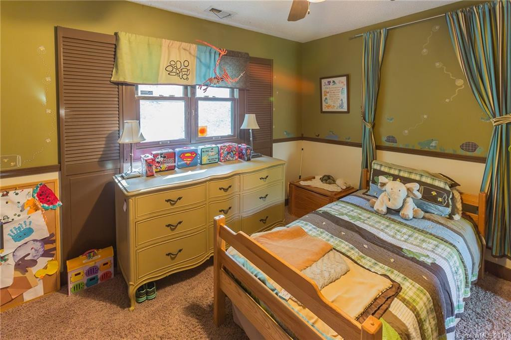 909 Seay Mountain Road - Photo 19