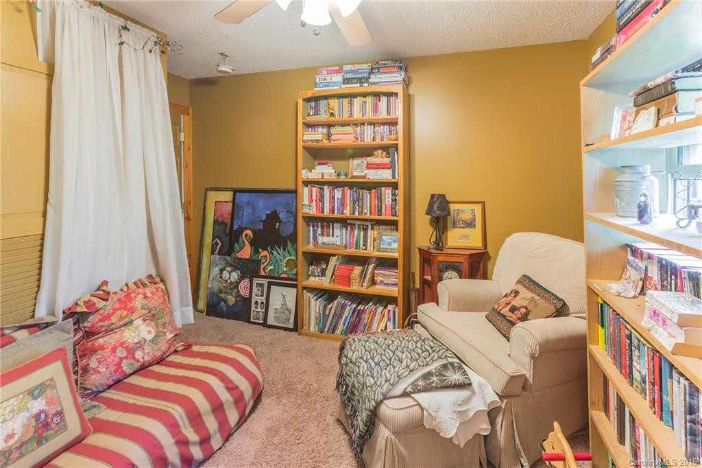909 Seay Mountain Road - Photo 21