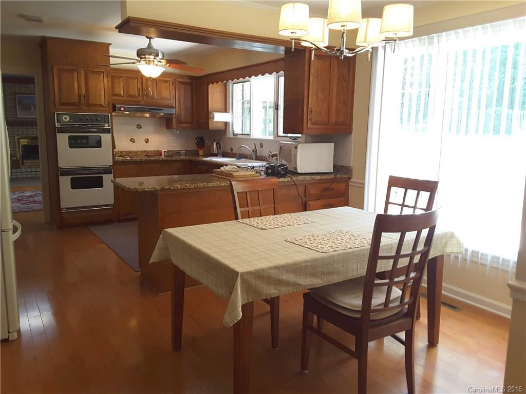 109 Yardley Court #109 - Photo 3