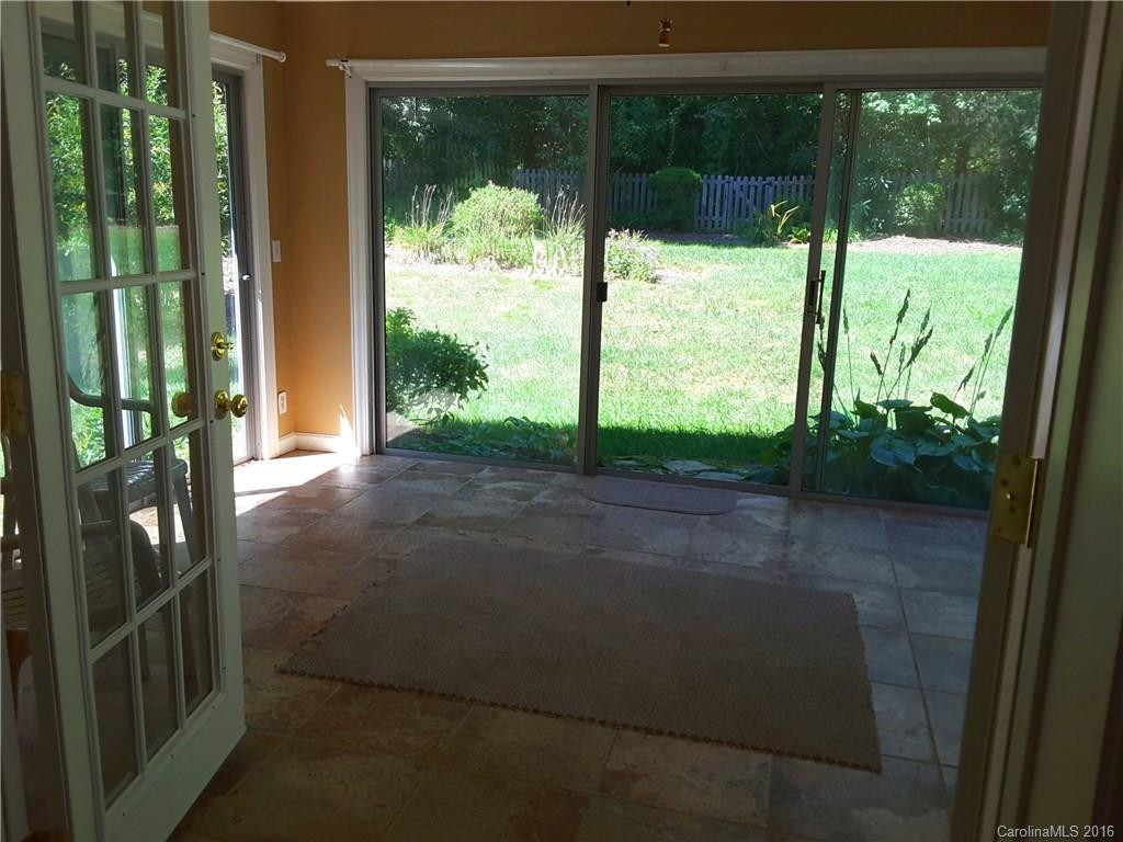109 Yardley Court #109 - Photo 7