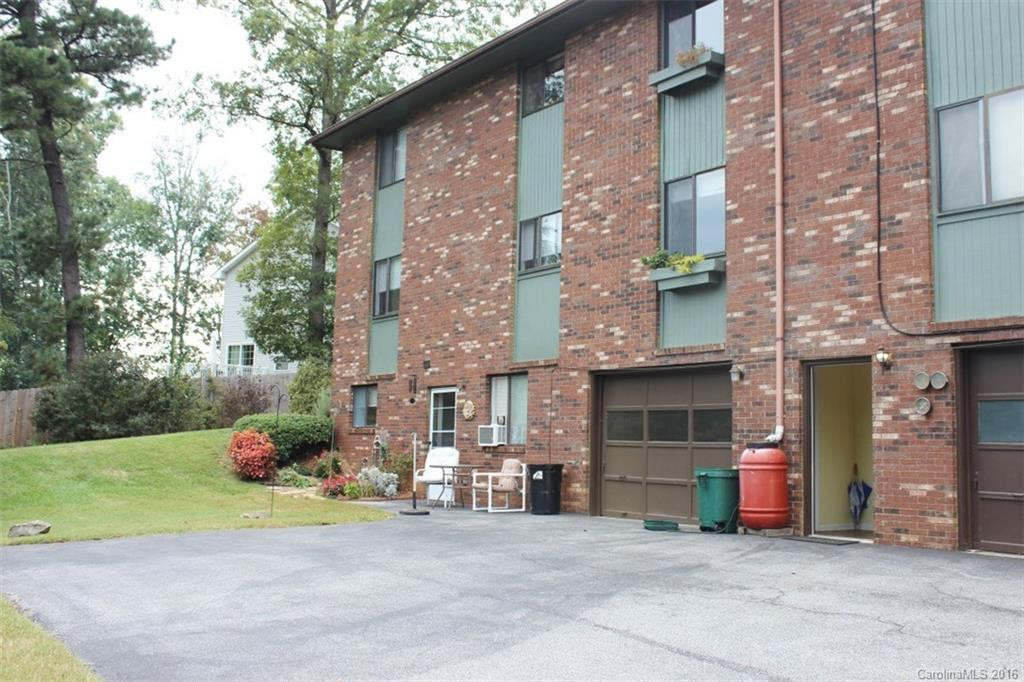 63 Ardis Lane #A