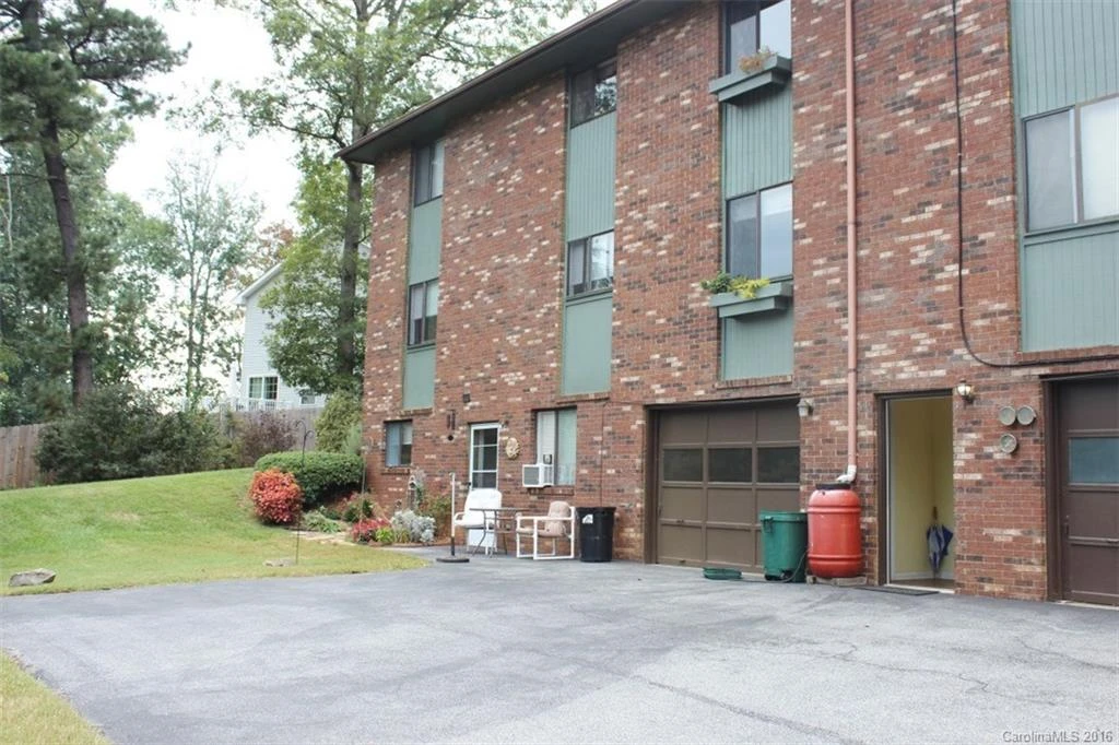 63 Ardis Lane #A