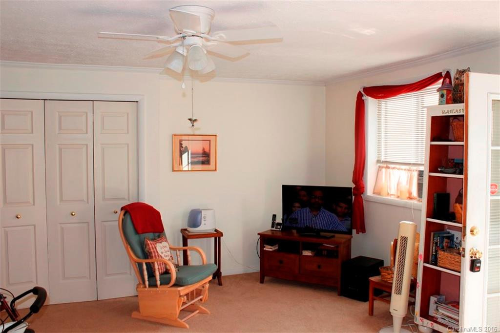63 Ardis Lane #A - Photo 5