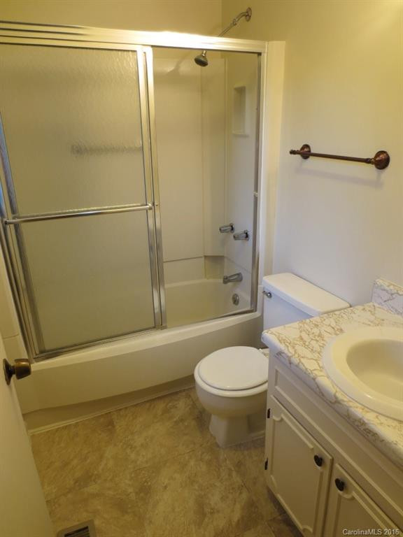 35 Capri Lane #11-C - Photo 7