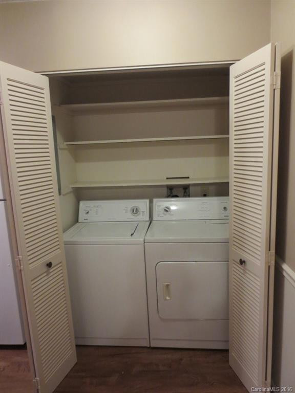 35 Capri Lane #11-C - Photo 9