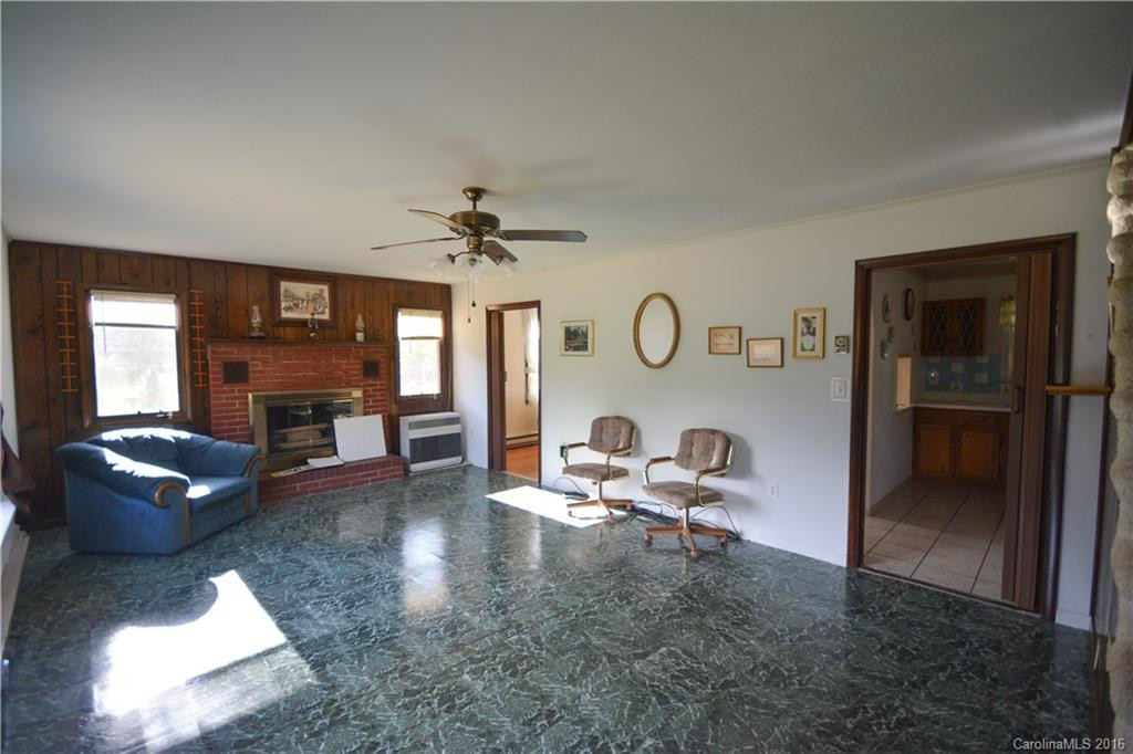 3865 Lake Logan Road - Photo 2