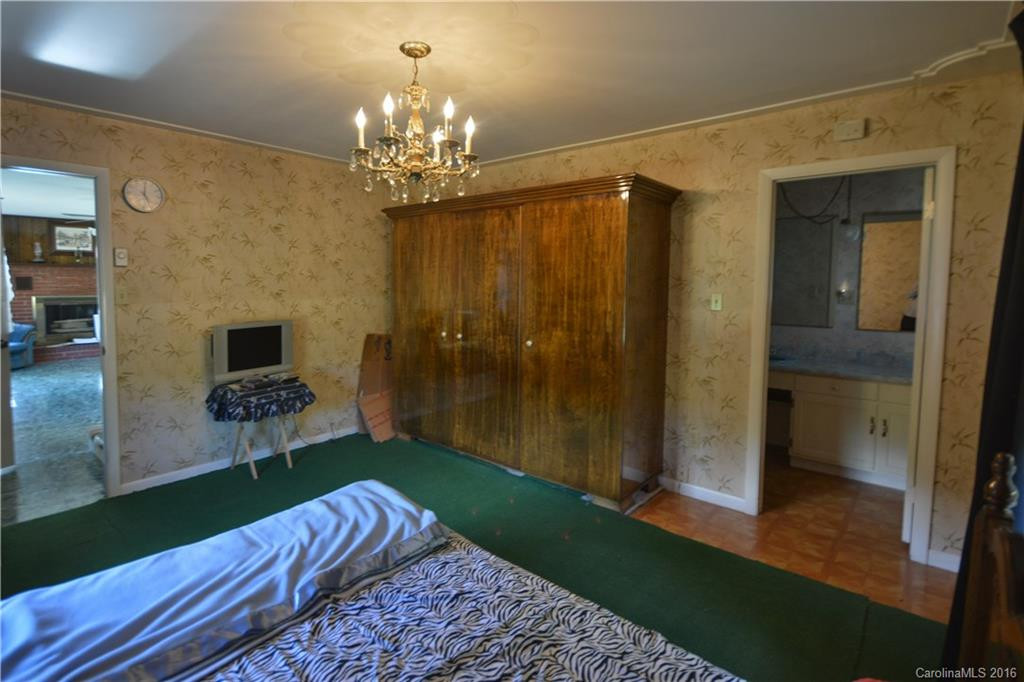 3865 Lake Logan Road - Photo 9