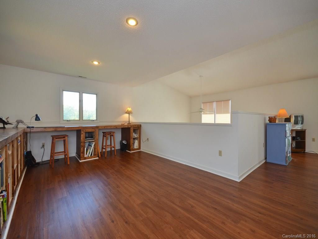 70 Country Drive - Photo 11